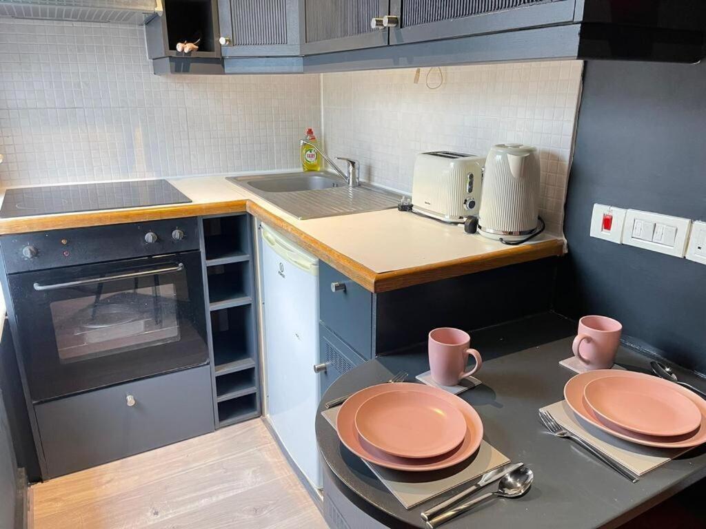 Portobello Road Artistic Studios 'Budget' لندن الغرفة الصورة