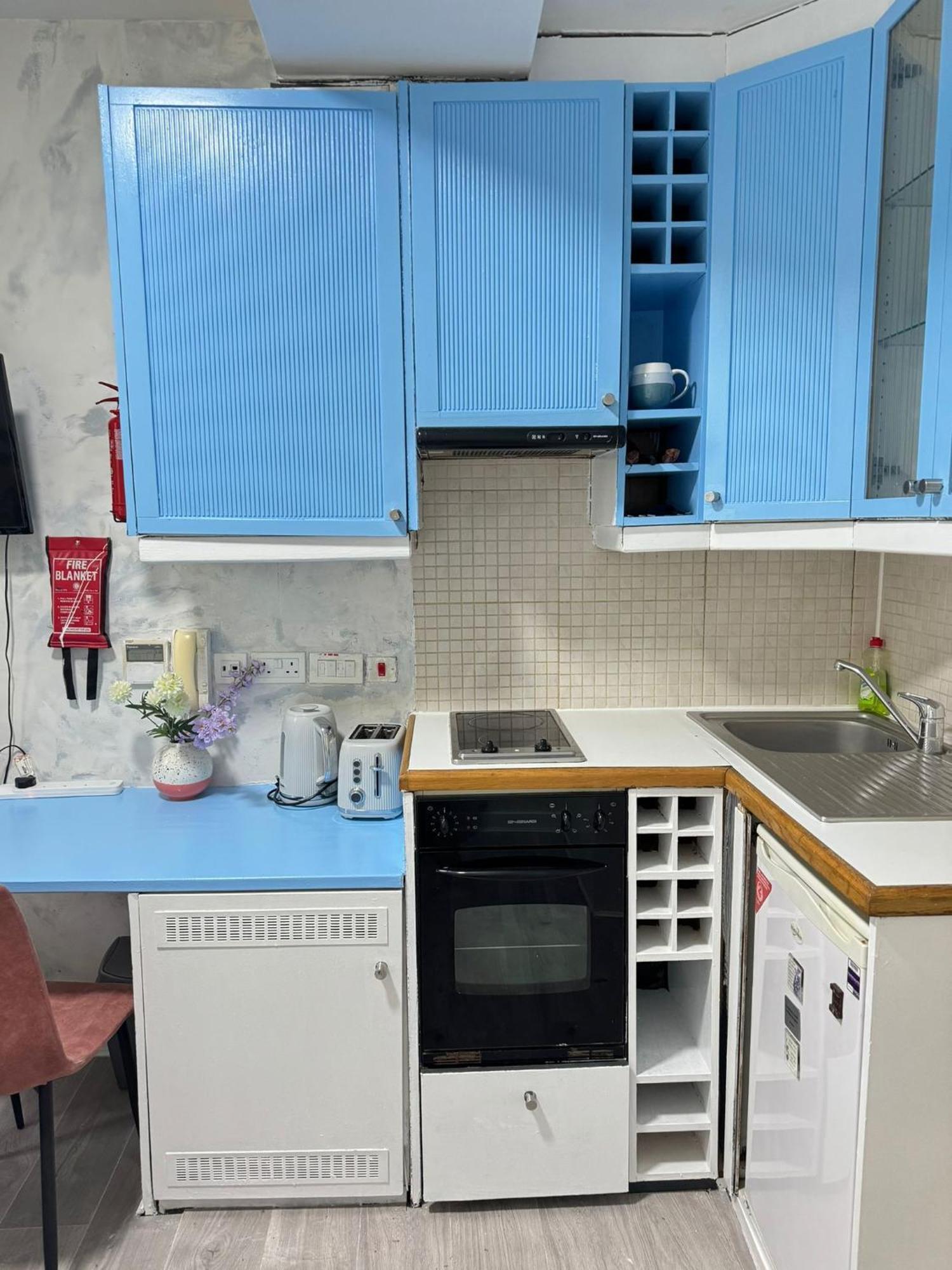 Portobello Road Artistic Studios 'Budget' لندن الغرفة الصورة