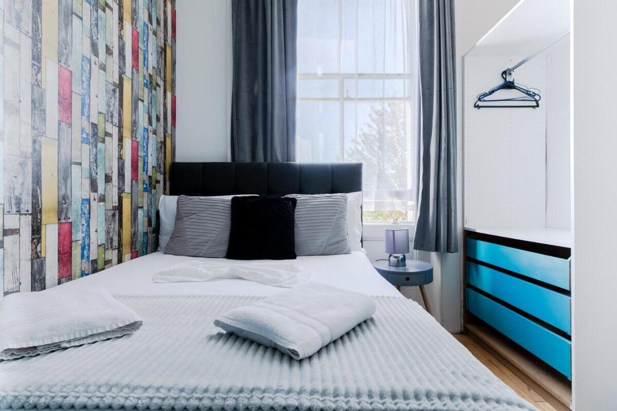 Portobello Road Artistic Studios 'Budget' لندن الغرفة الصورة