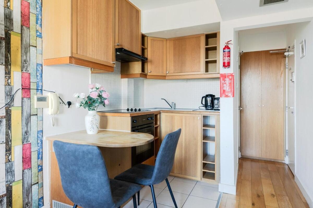 Portobello Road Artistic Studios 'Budget' لندن الغرفة الصورة