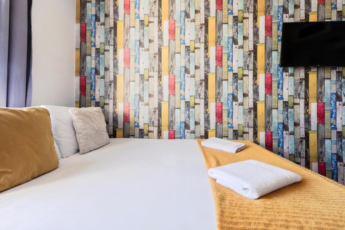 Portobello Road Artistic Studios 'Budget' لندن الغرفة الصورة
