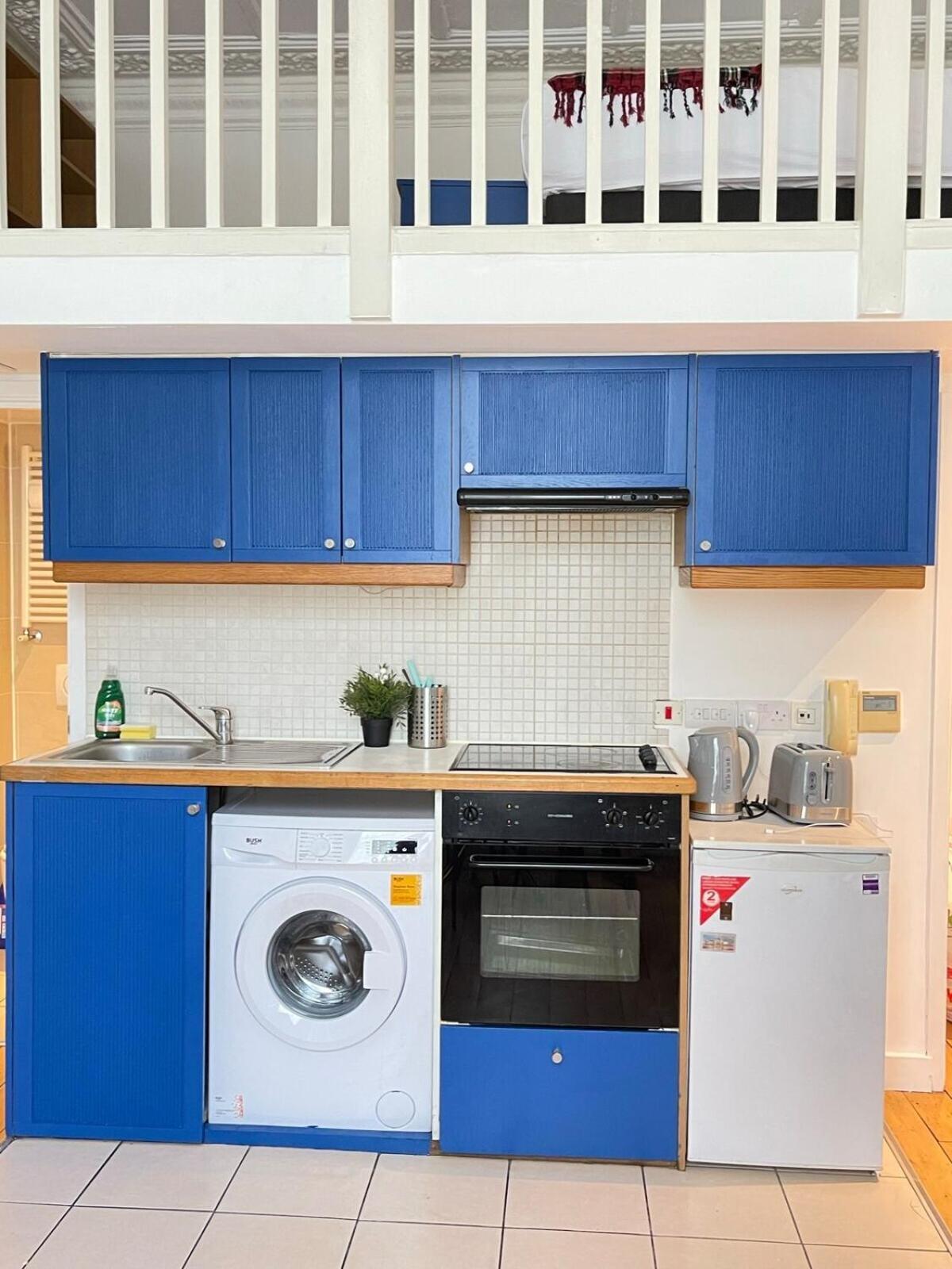 Portobello Road Artistic Studios 'Budget' لندن الغرفة الصورة
