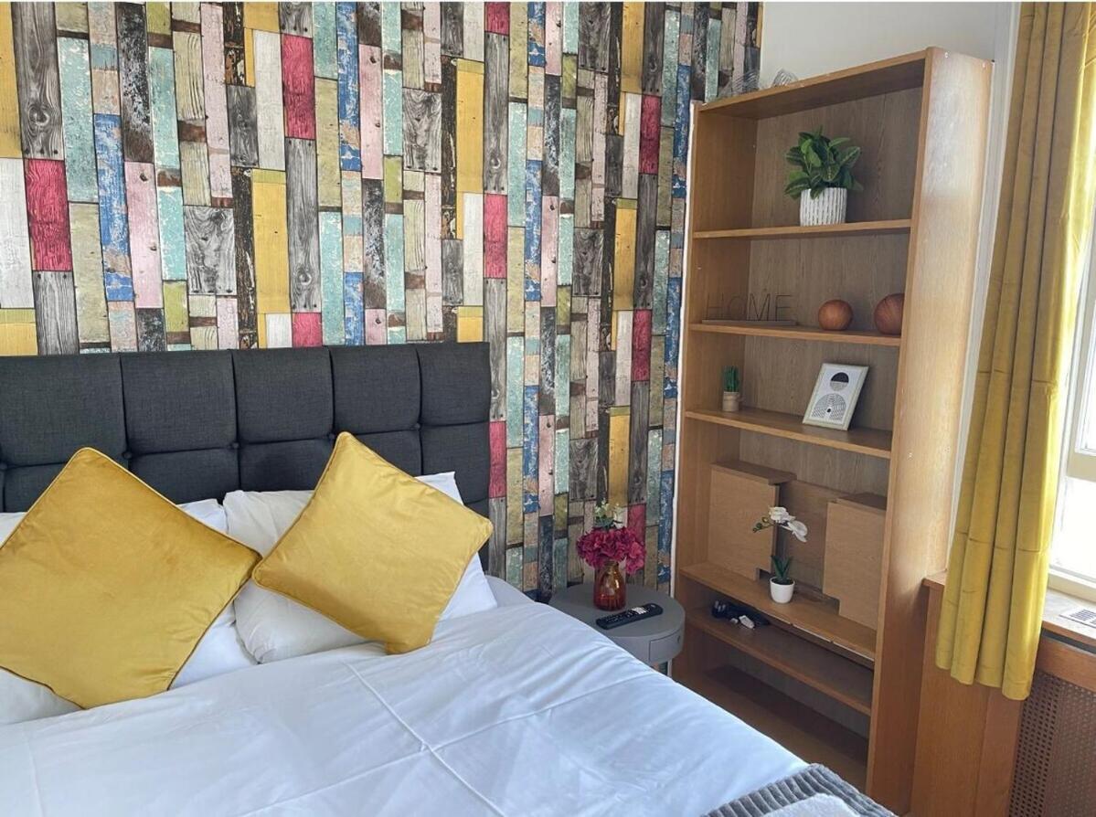 Portobello Road Artistic Studios 'Budget' لندن الغرفة الصورة