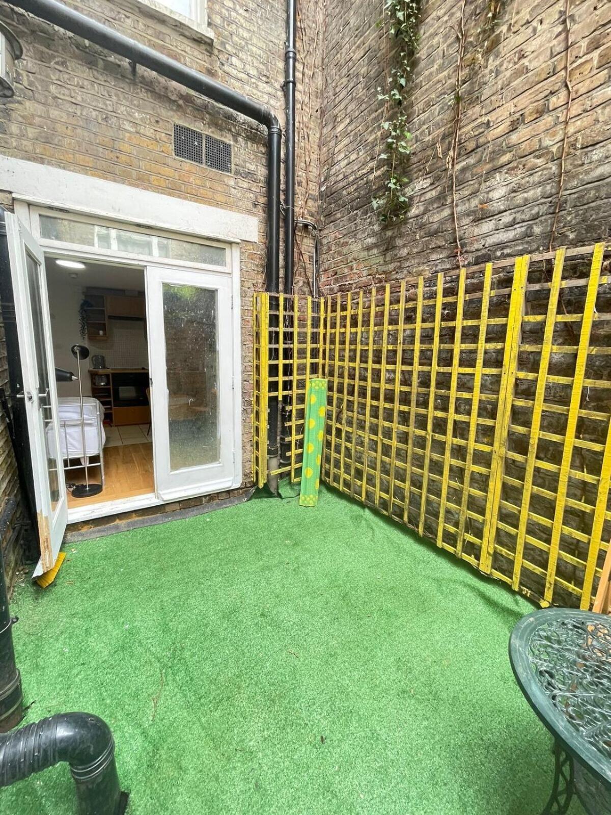 Portobello Road Artistic Studios 'Budget' لندن الغرفة الصورة