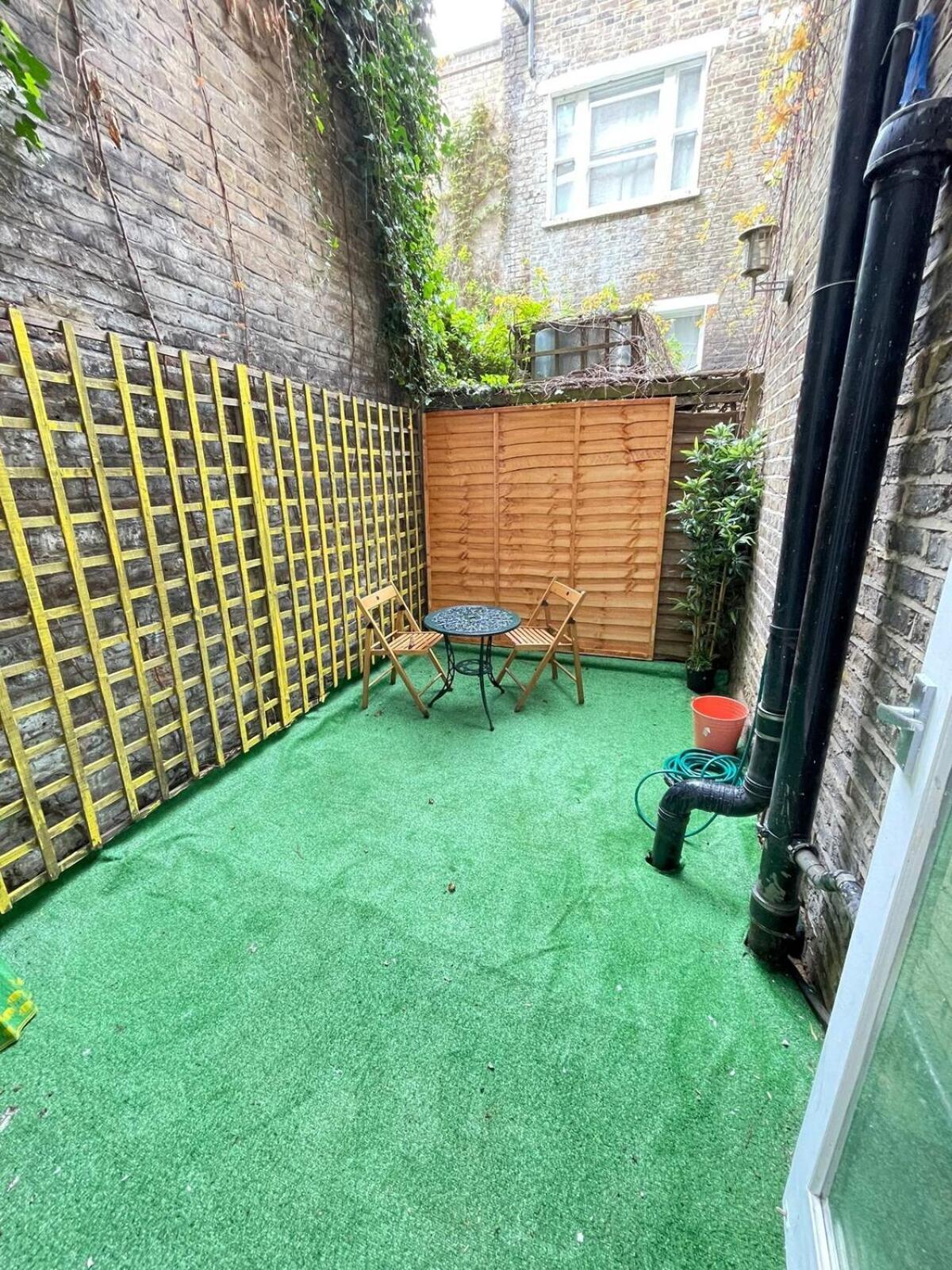 Portobello Road Artistic Studios 'Budget' لندن الغرفة الصورة